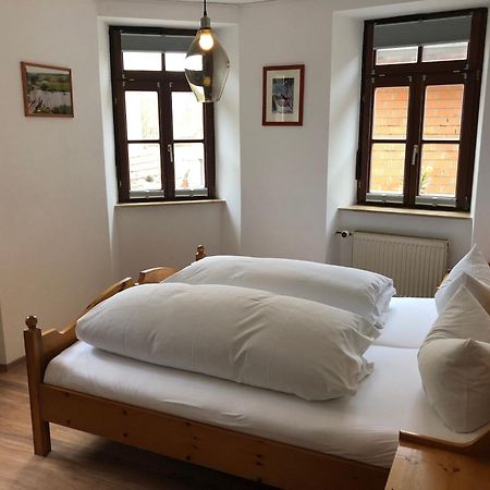 Gasthof Zum Schiff Obereisenheim 外观 照片