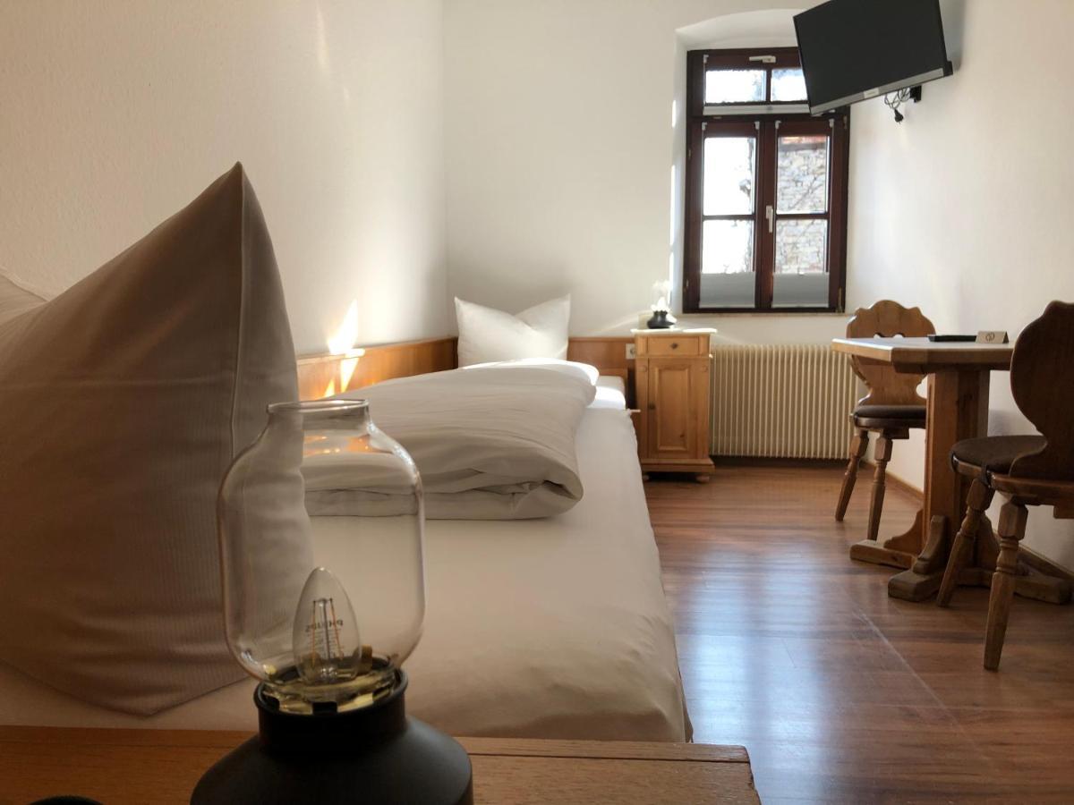 Gasthof Zum Schiff Obereisenheim 外观 照片